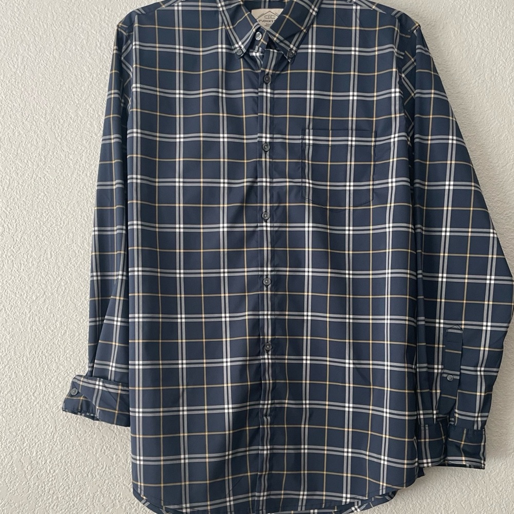 St. john’s Bay Blue Plaid Button Down Dress Shirt